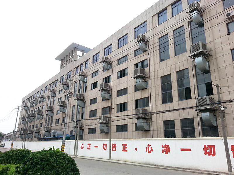 雷盟廠房降溫工程：橢圓風(fēng)管案例